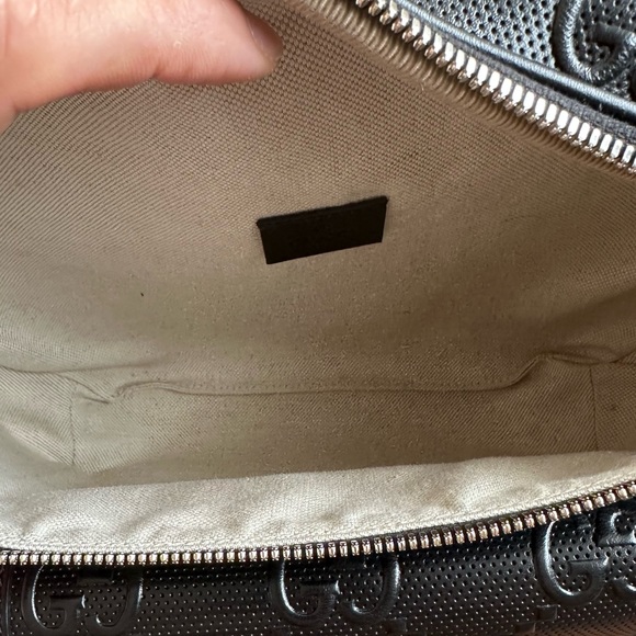 Gucci Embossed Belt Bag - Picture 4 of 9